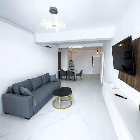 Wave 6 Apartment *
