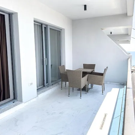 Apartment Wave 6 *
